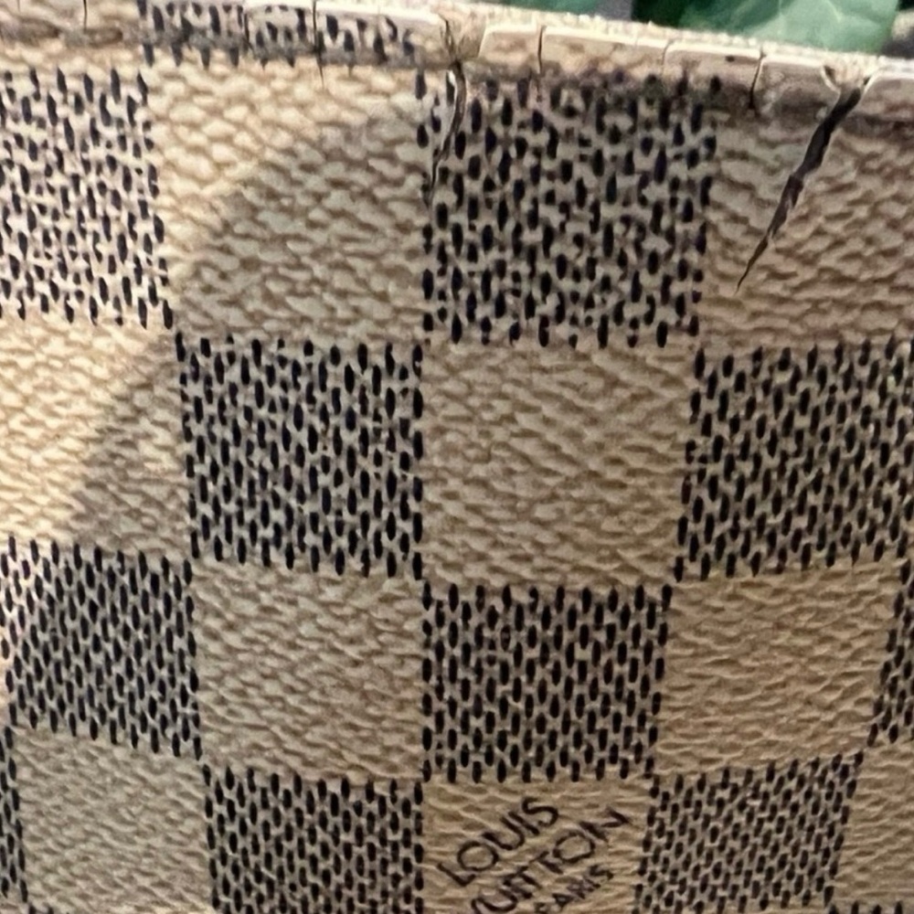 Designer-Inspired Checkered Tote Bag in Beige and Brown - Picture 5 of 16